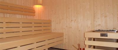 Sauna dans Espace Bien-être - Hôtel Spa Les Cleunes Oléron