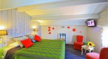 Chambre duplex 1 à 2 pers. vue mer à l'Hôtel de la Plage, hôtel de charme avec piscine, accès direct plage sur l'île d'Oléron - Charente Maritime