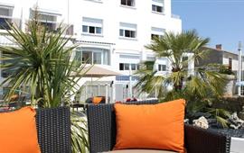 Hôtel 3 étoiles Face aux Flots, hôtel de charme avec piscine et bar lounge sur l'île d'Oléron - Charente Maritime