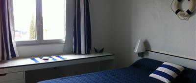 Chambre Confort 1 ou 2 personnes à l'Echappée Hôtel, hôtel 2 étoiles pas cher à Saint Georges d'Oléron - Ile d'Oléron en Charente Maritime