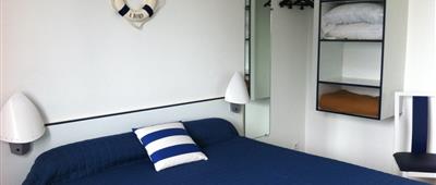 Chambre Confort 1 ou 2 personnes à l'Echappée Hôtel, hôtel 2 étoiles pas cher à Saint Georges d'Oléron - Ile d'Oléron en Charente Maritime